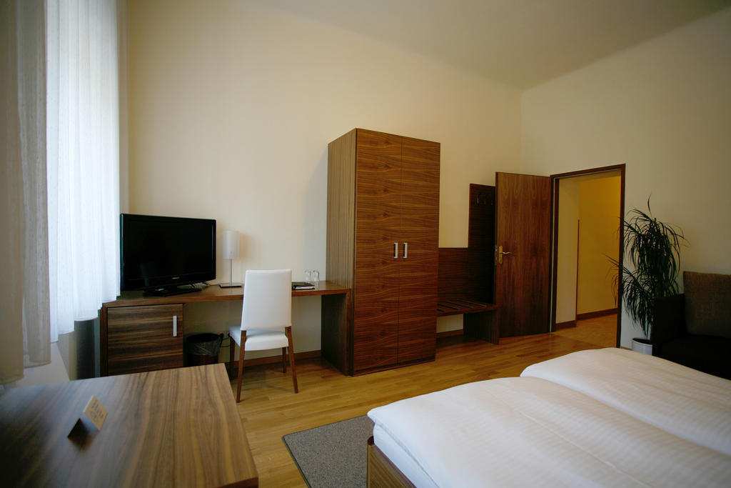 Riede 3*