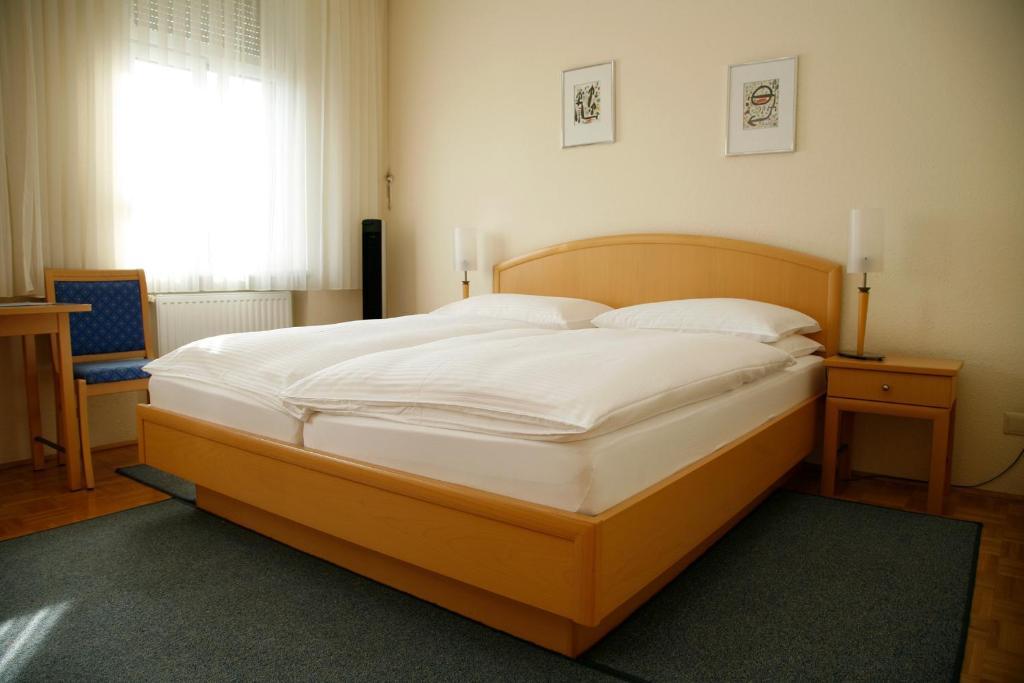 Riede Hotel 3*